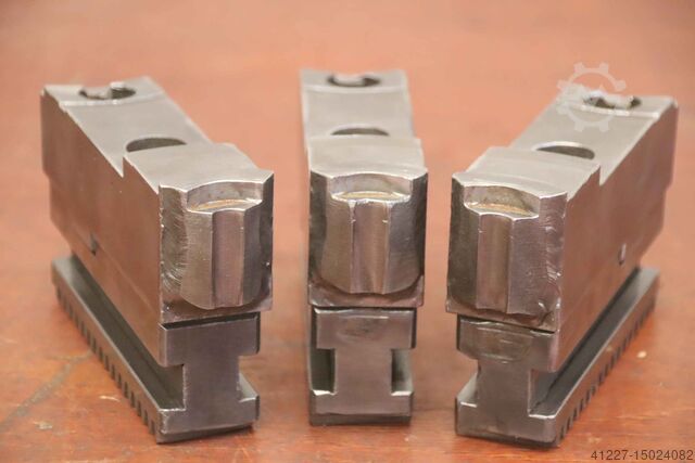 Interchangeable jaws Forkardt Breite 32 mm schrägverzahnt