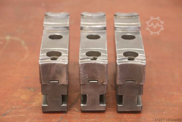Interchangeable jaws Forkardt Breite 32 mm schrägverzahnt