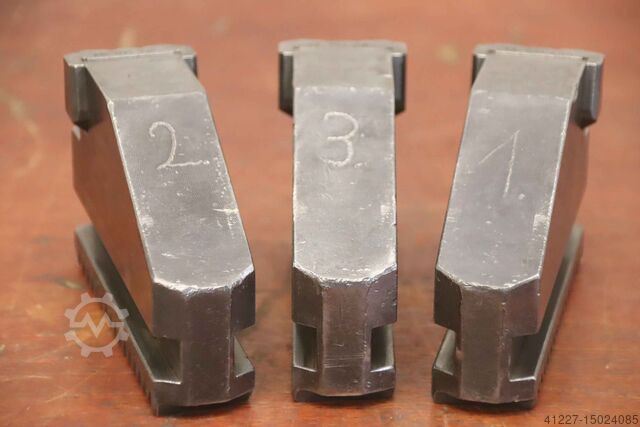 Interchangeable jaws Forkardt Breite 32 mm schrägverzahnt