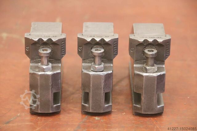 Interchangeable jaws Forkardt Breite 32 mm schrägverzahnt