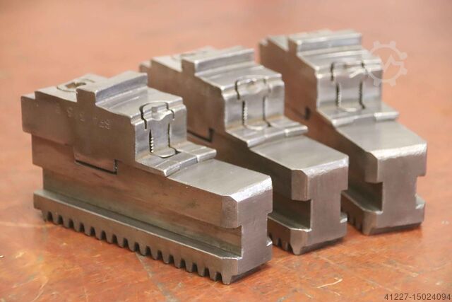 Interchangeable jaws Forkardt Breite 32 mm schrägverzahnt