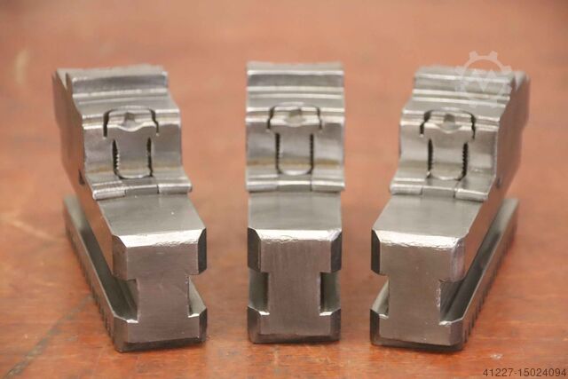 Interchangeable jaws Forkardt Breite 32 mm schrägverzahnt