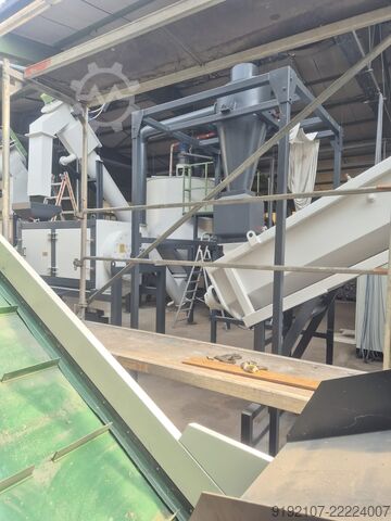 PET bottle recycling line ZHANGJIAGANG LONHAM MACHINERY T CO., LTD GTE-95B