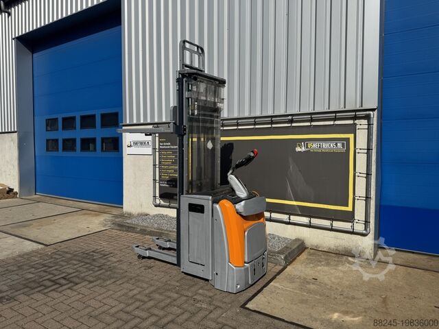 VS-22359 Electric triplex stacker Still 5316mm initial lift STILL EXVSF14i