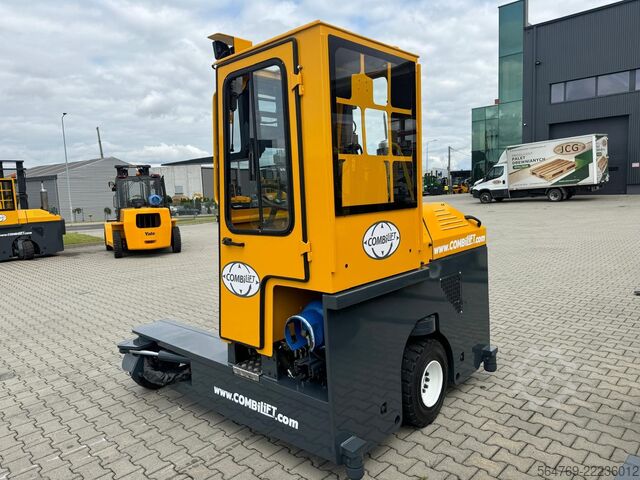 Vierwegestapler Combilift C3000/Triplex 5500 mm /Perfect condition