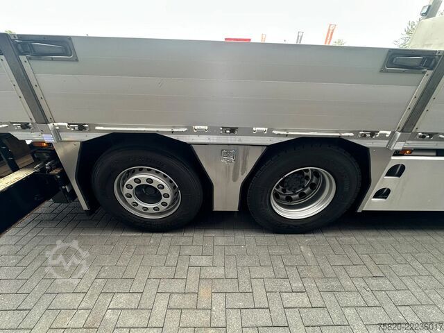Crane truck DAF XF 530 8X2+HIAB 1055E-8+JIB 150X-6 KRAAN/KRAN/C...