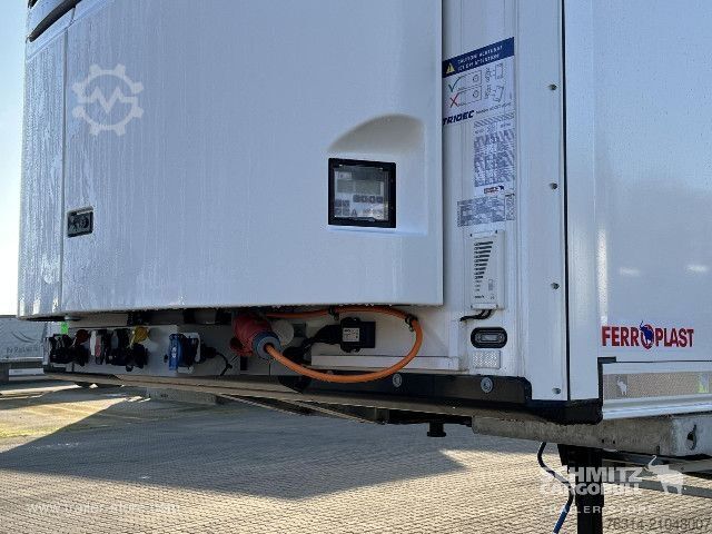 Reefer semitrailer Schmitz Cargobull Tiefkühler Standard Ladebordwand