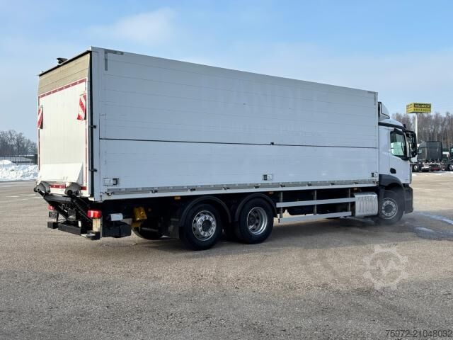 LKW mit Getränkeaufbau Mercedes-Benz Antos 2543