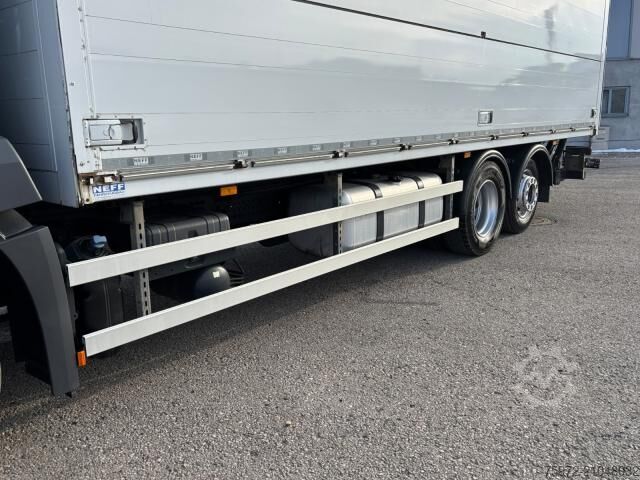 LKW mit Getränkeaufbau Mercedes-Benz Antos 2543