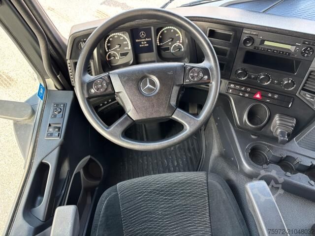 LKW mit Getränkeaufbau Mercedes-Benz Antos 2543