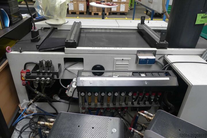 ARBURG Allrounder injection moulding machine Arburg Allrounder 1500T 2000-400