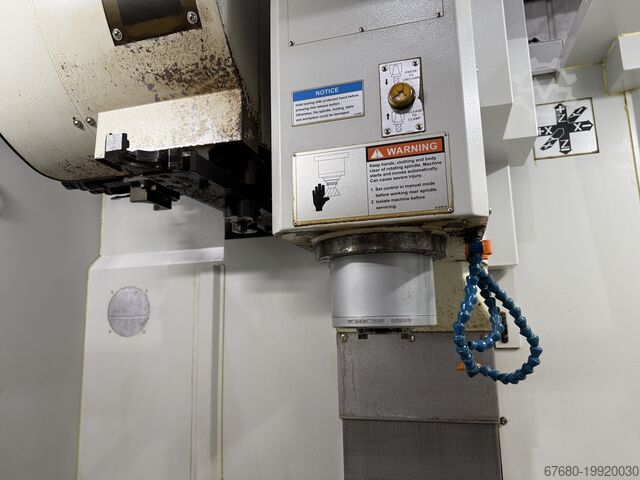 Vertical machining center XYZ 710