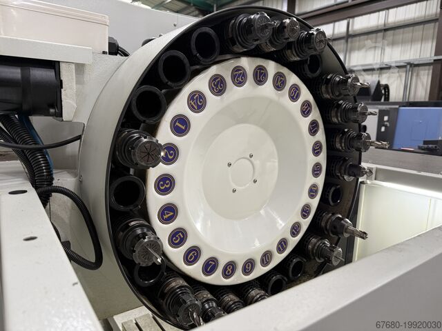 Vertical machining center XYZ 710