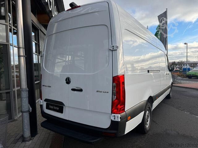 High-roof van Mercedes-Benz Sprinter 319 CDI 4325 Klimaautom Kamera LED