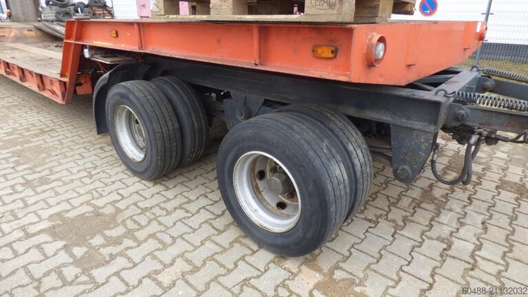 4-axle low-loader (official license plate: NE-YQ 633) GOLDHOFER TUEA 4-28/62