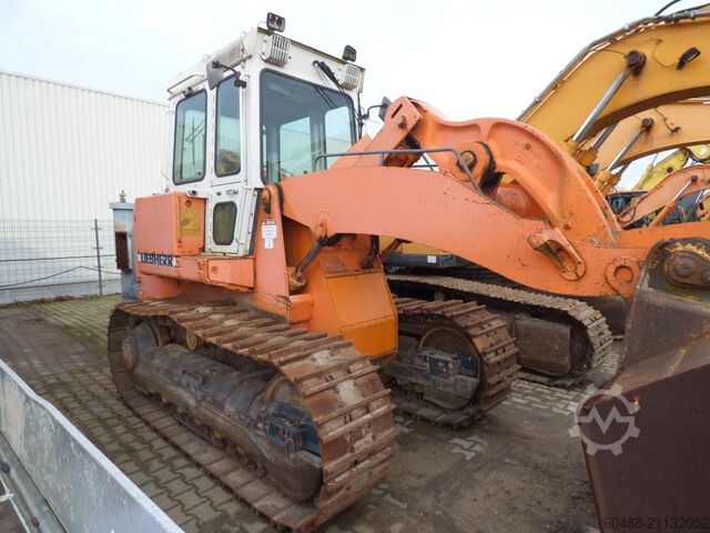 Tracked loader LIEBHERR LR631