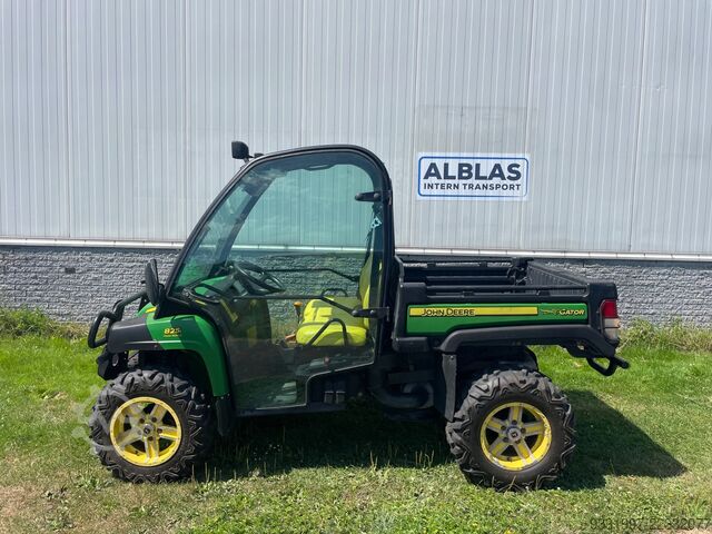 Golf car John Deere Gator 825i met kenteken 65 km/h met trekhaak