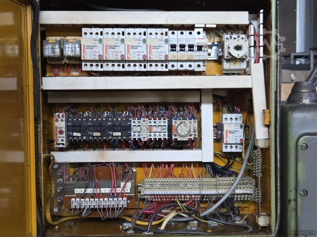 Center lathe TOS Trenčín SN71C