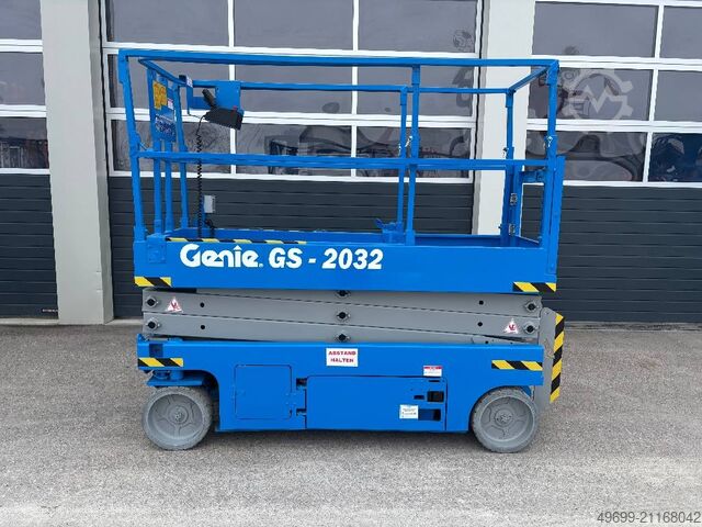Scherenhebebühne Genie GS 2032 8,10m Scherenarbeitsbühne *Akkus NEU*