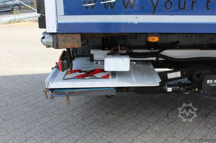 Refrigerated truck Daf LF 260 E6  Carrier Supra Strom Tür LBW Klima