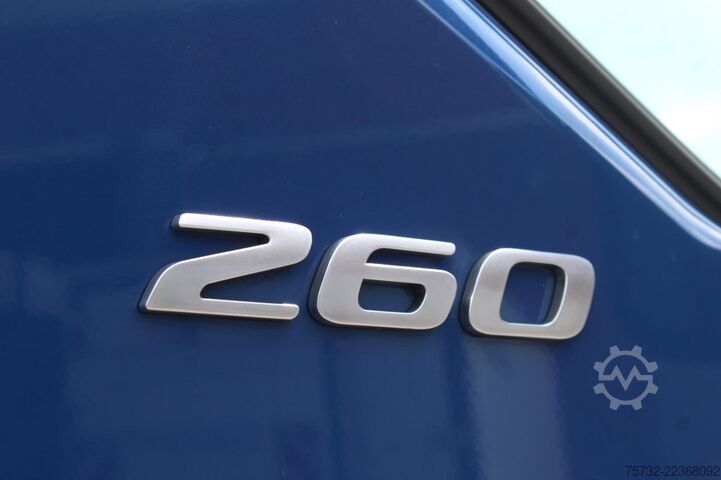 Refrigerated truck Daf LF 260 E6  Carrier Supra Strom Tür LBW Klima