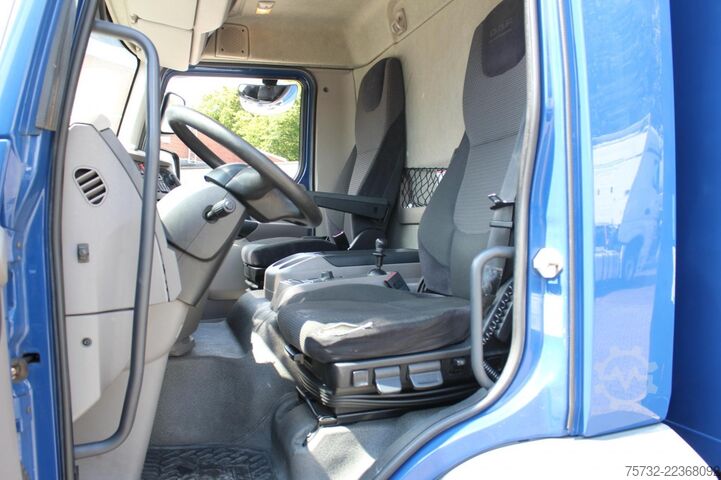 Refrigerated truck Daf LF 260 E6  Carrier Supra Strom Tür LBW Klima