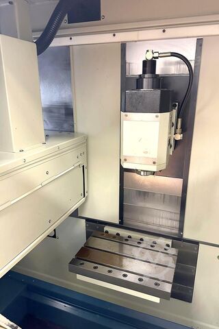 Vertikales Bearbeitungszentrum WILLEMIN MACODEL W 401S