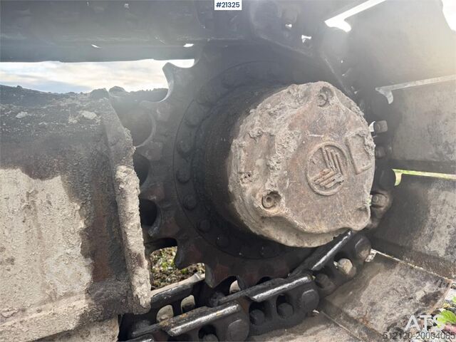 Crawler excavator JCB JS200LC