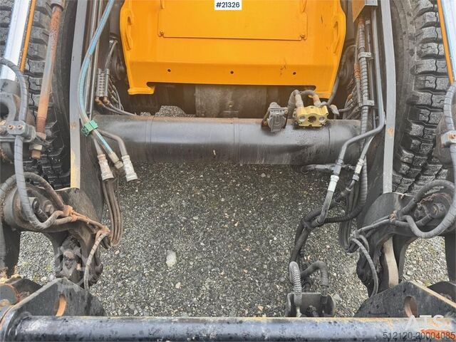 Wheel loader JCB 413K
