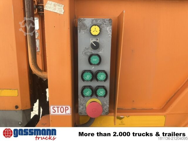 Agricultural machine  M21X2C mit Zöller Schüttung