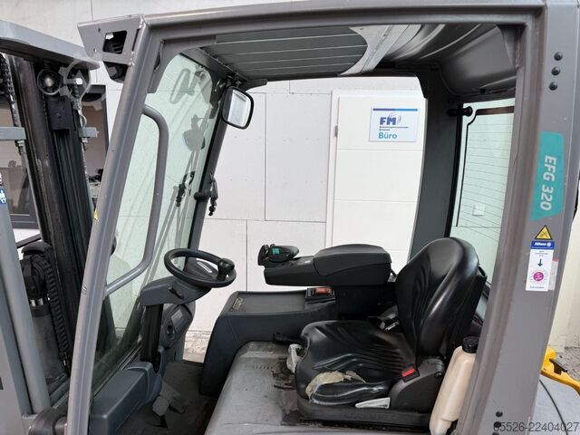 Electric 4-wheel forklift Jungheinrich EFG 320 / 5425 Std.