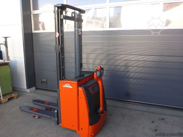 Hochhubwagen Linde L14 Li