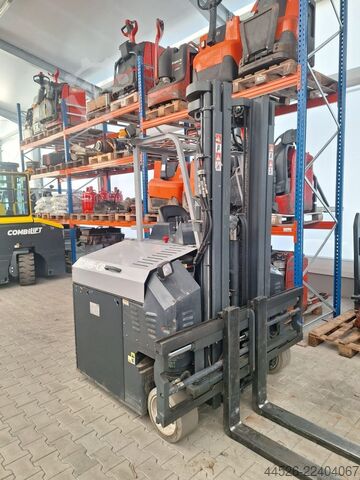 Four-way Counterbalance Forklift Truck Combilift CBE 3000