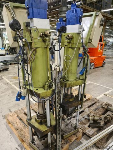 High pressure cylinder press unit +cntrl ManuMatik KraussMaffei