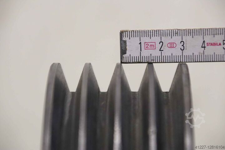 4-groove V-belt pulley Guss SPA 180-4 (13 mm)