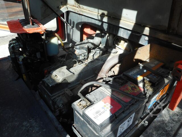 Front loader Komatsu FD40T-5E