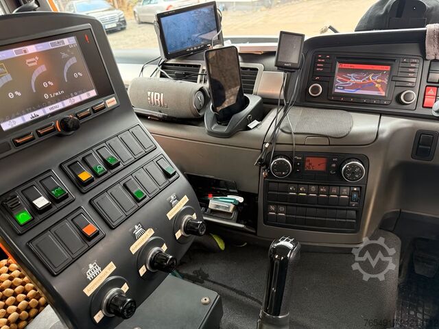 Sweeper truck MAN TGM 18.290