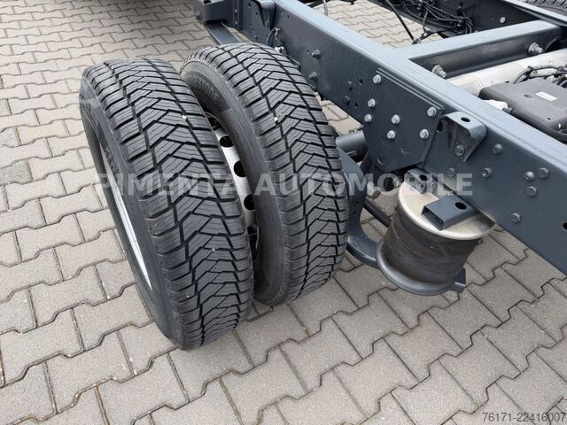 Transporter Fahrgestell IVECO Daily 70C18HP 4100mm CHASSIS LUFTFED KLI LED RFK