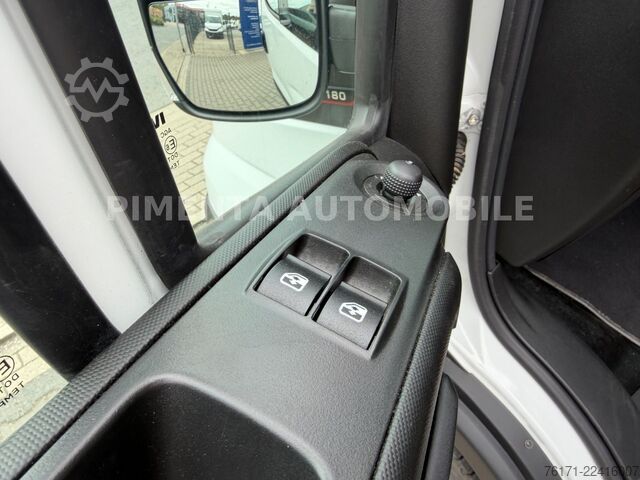 Transporter Fahrgestell IVECO Daily 70C18HP 4100mm CHASSIS LUFTFED KLI LED RFK
