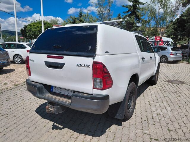 Van TOYOTA Hilux Double Cab Duty 4x4
