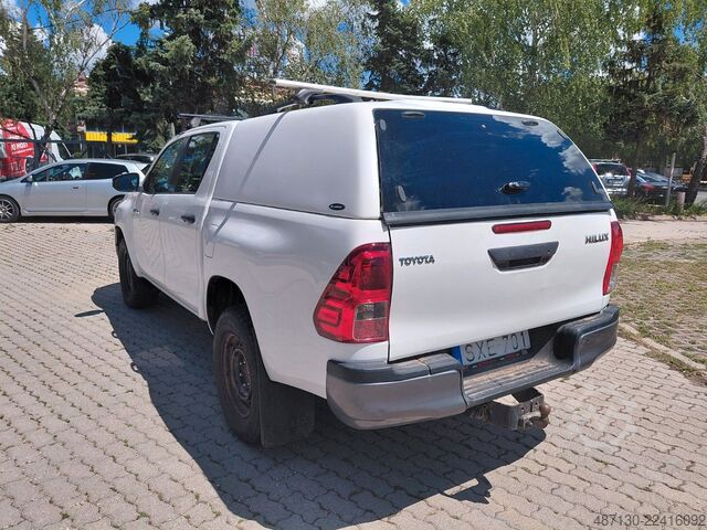 Van TOYOTA Hilux Double Cab Duty 4x4