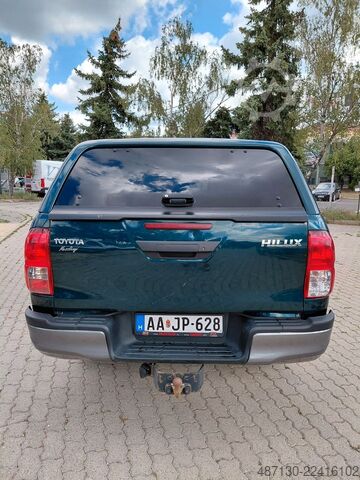 Van TOYOTA Hilux Double Cab Duty 4x4