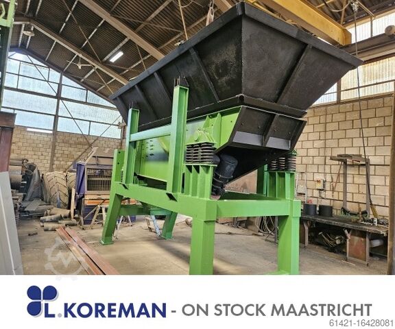 Böhringer Trichter mit Vibrationsrinne