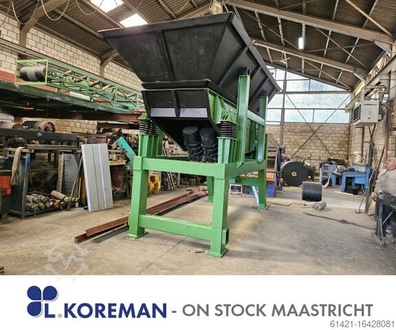 Böhringer Trichter mit Vibrationsrinne