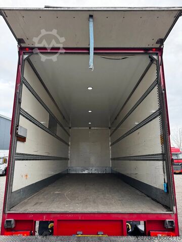 Suitcase Volvo FM 330 4x2 2018. DHOLLANDIA 3000KG. NL-TRUCK