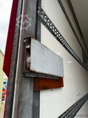 Suitcase Volvo FM 330 4x2 2018. DHOLLANDIA 3000KG. NL-TRUCK