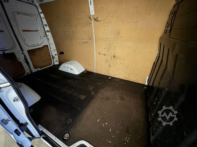 Kastenwagen hoch IVECO Daily 50C18 Kastenwagen *Navi*Ahk**