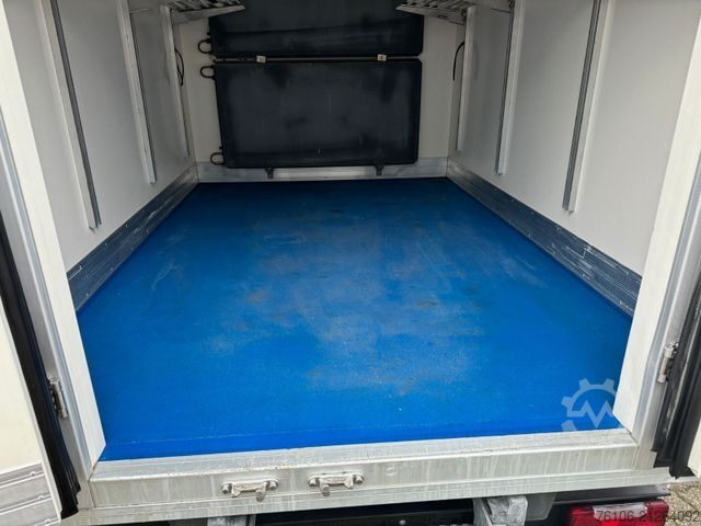 Kühltransporter IVECO Daily 35S13 Kühlkoffer C33-Type 526EV