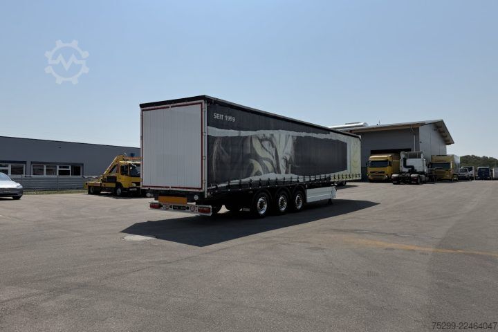 Open semitrailer with tarp Schwarzmüller SPA 3/E Plane / Swiss-Vehicle