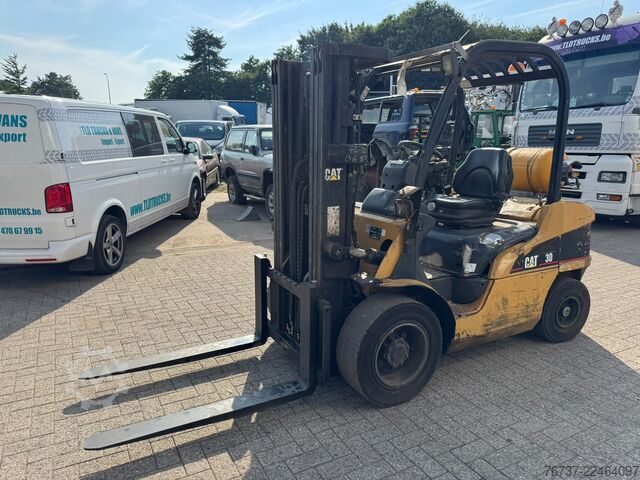 Gabelstapler Caterpillar GP30N **3000kg-SIDESHIFT**